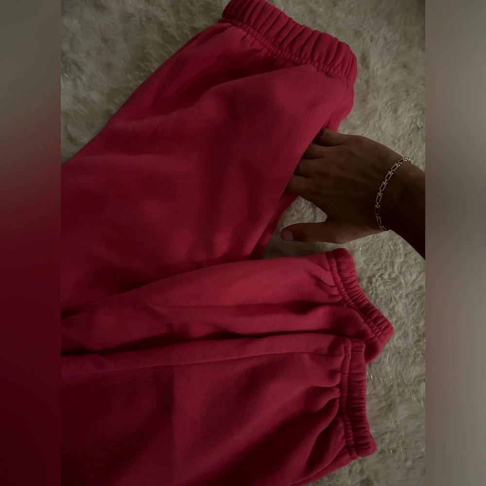 Pink Sweatpants - Picture 4 of 4
